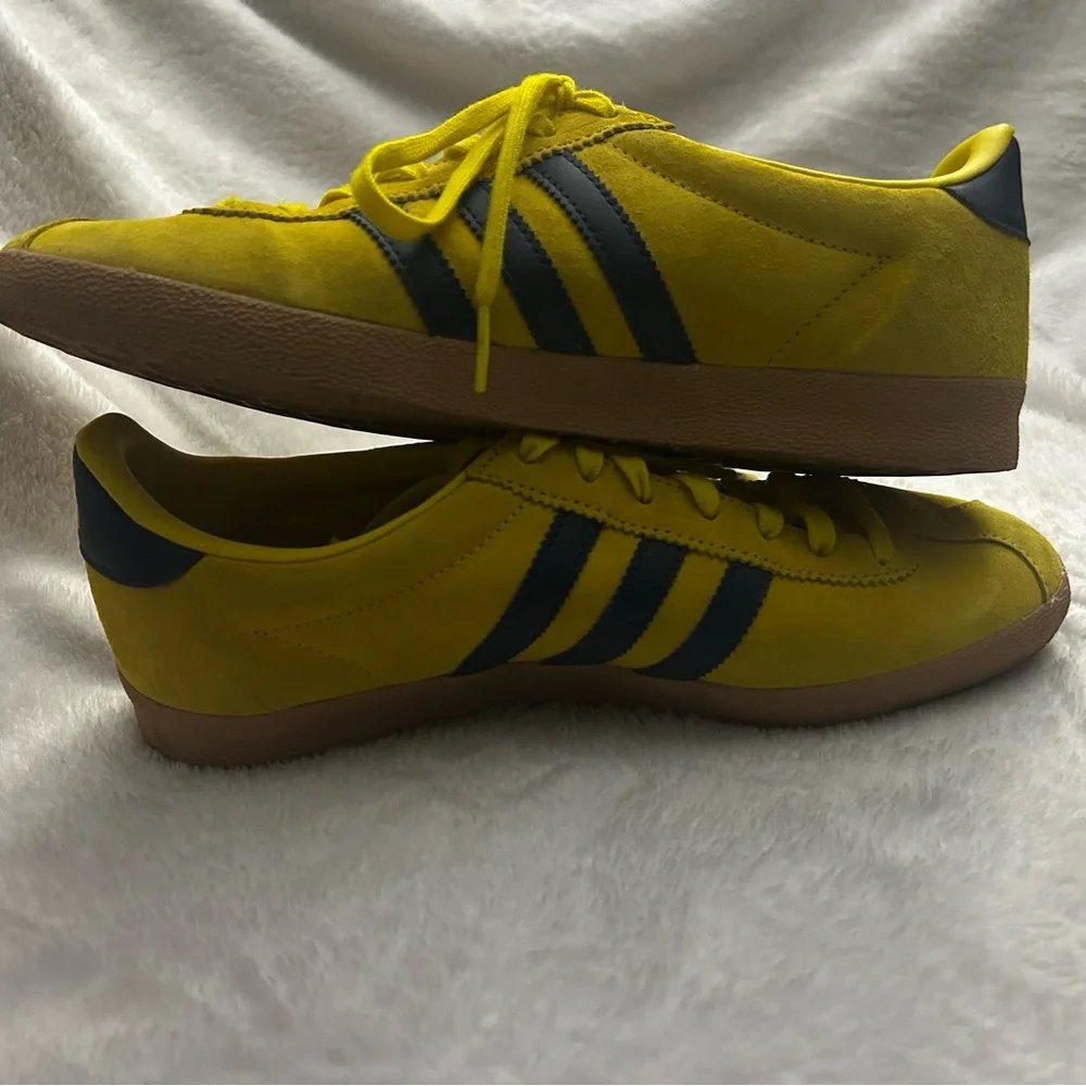 NWOT Adidas Gazelle Men’s Size 8 Suede Yellow Shoes - Picture 5 of 8